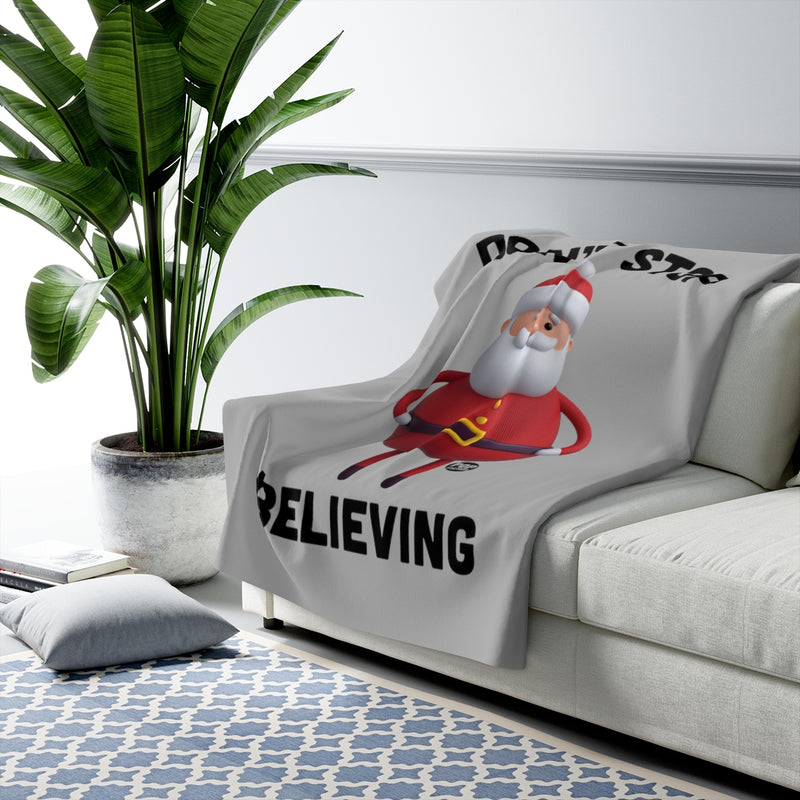 Load image into Gallery viewer, Don&#39;t Stop Believing Santa Toy Blanket
